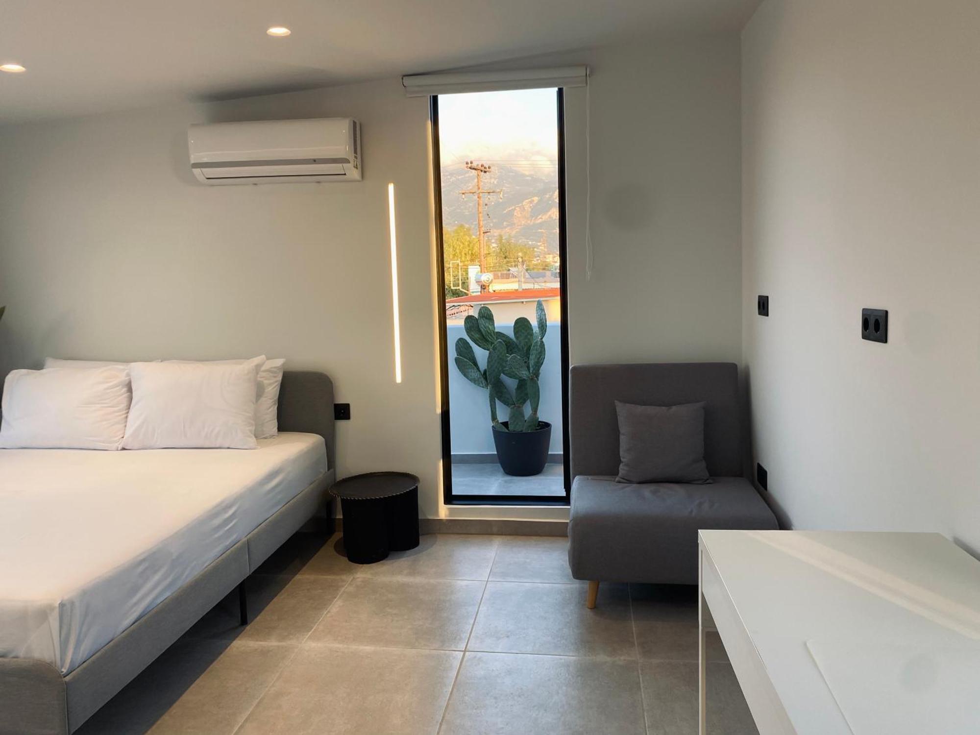 Ferienwohnung Hyperion Penthouse Patras Exterior foto