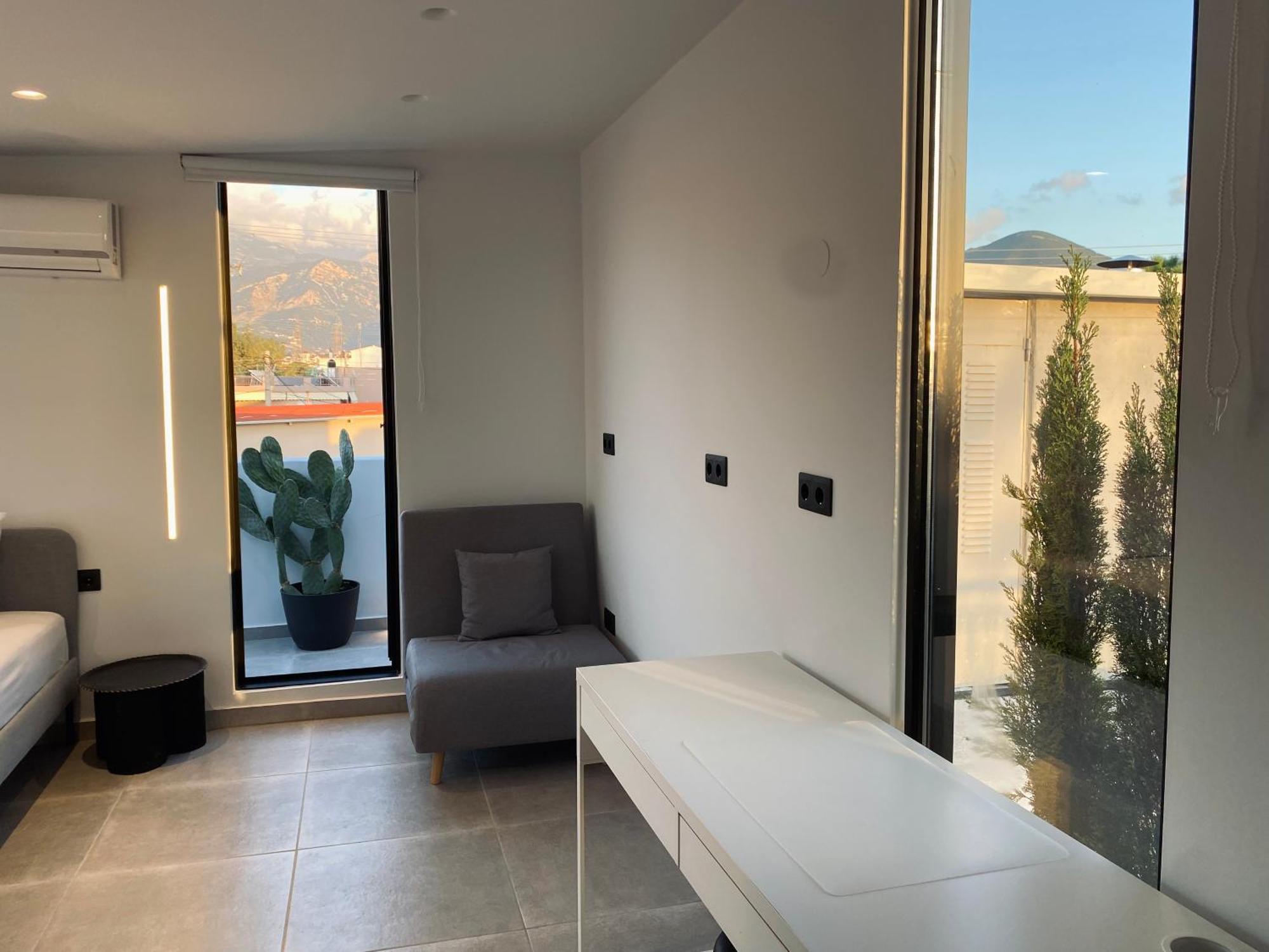Ferienwohnung Hyperion Penthouse Patras Exterior foto