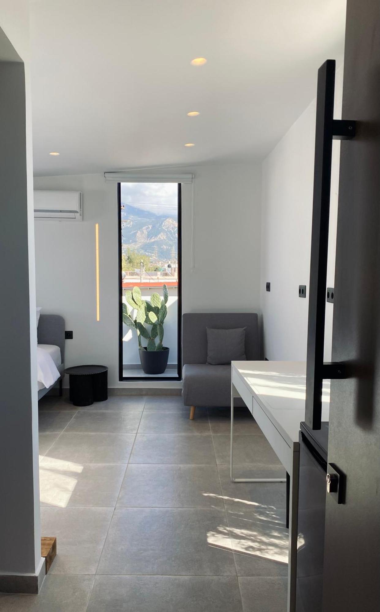 Ferienwohnung Hyperion Penthouse Patras Exterior foto